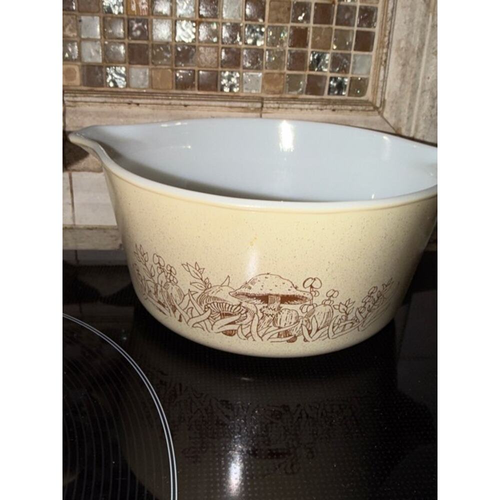 Pyrex Forest Fancies Cinderella Mixing Bowls - Picture 4 of 9